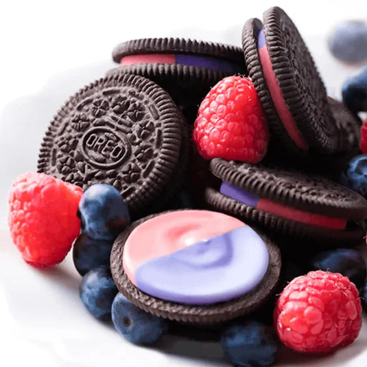 Oreo Biscuit Blueberry & Raspberry (China)